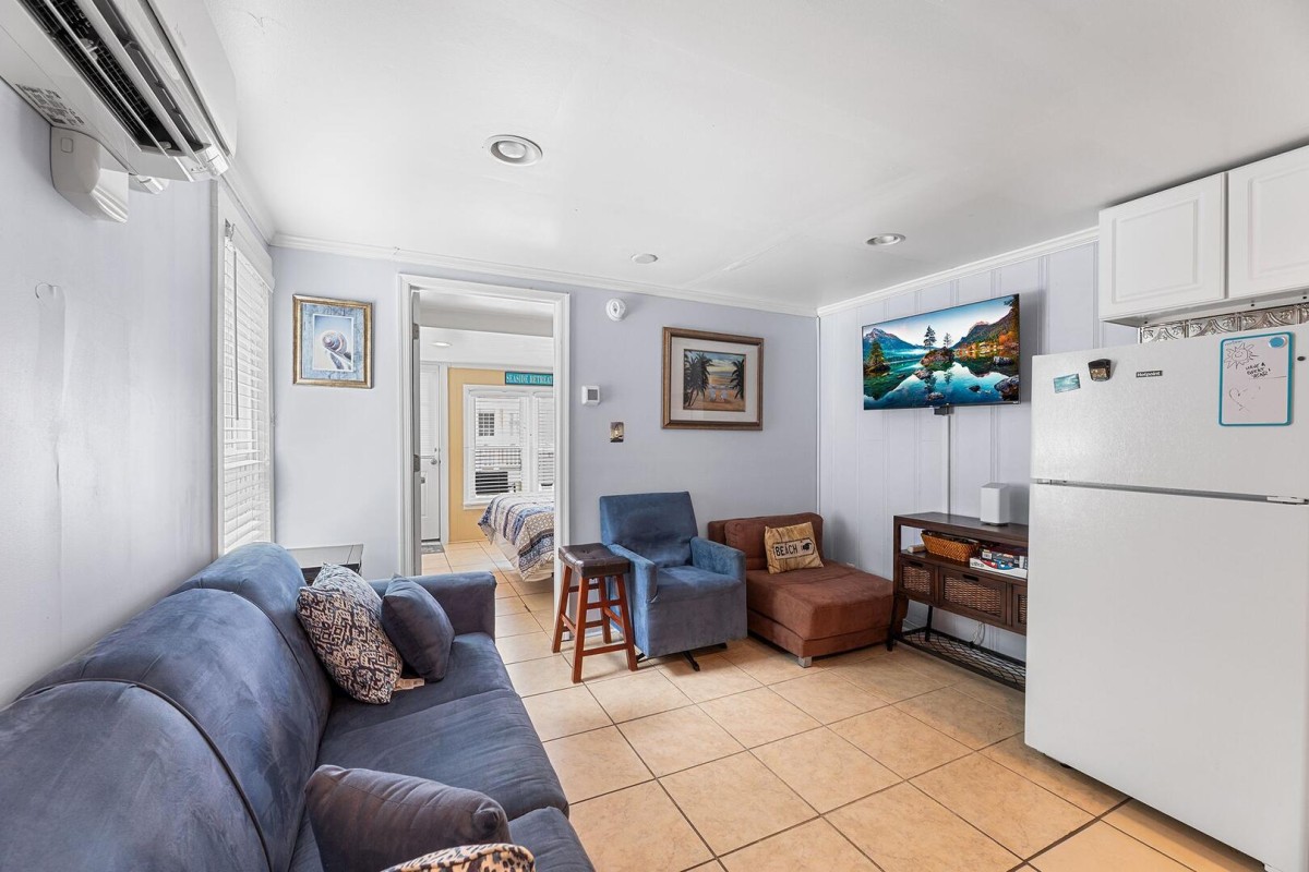 Bluvista Vacation Rentals-Parrot Bay 17-image-1
