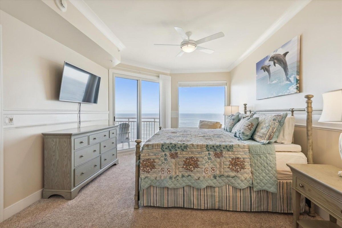 bedroom of vacation rental